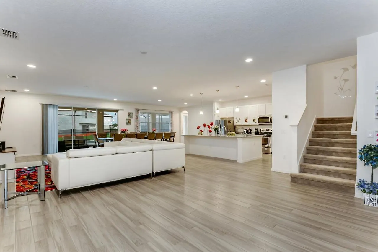 6028Bod 14 Bedroom 11 Bathrrom Ντάβενπορτ 0*,